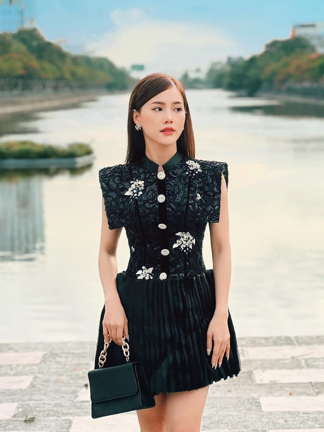 Diễn viên Minh Thu phim Nơi giấc mơ tìm về