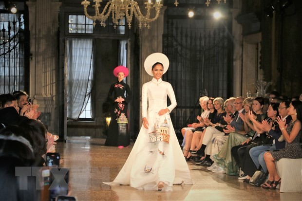 Hoạt động giao lưu văn hóa ý nghĩa trong khuôn khổ Năm Việt Nam-Italy 2023 Hoạt động giao lưu văn hóa ý nghĩa trong khuôn khổ Năm Việt Nam-Italy 2023