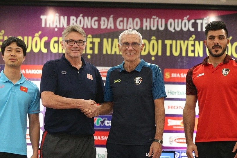 doi tuyen viet nam vs syria cong phuong tin tuong hlv philippe troussier va se co gang thi dau