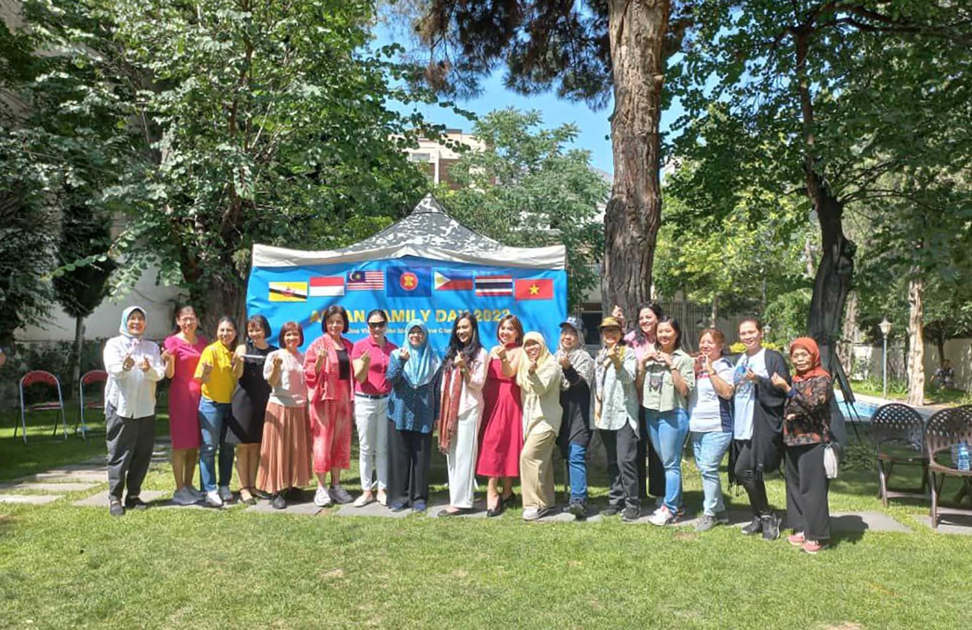 Đại sứ quán Việt Nam tại Iran tham dự ngày Gia đình ASEAN Đại sứ quán Việt Nam tại Iran tham dự Ngày Gia đình ASEAN