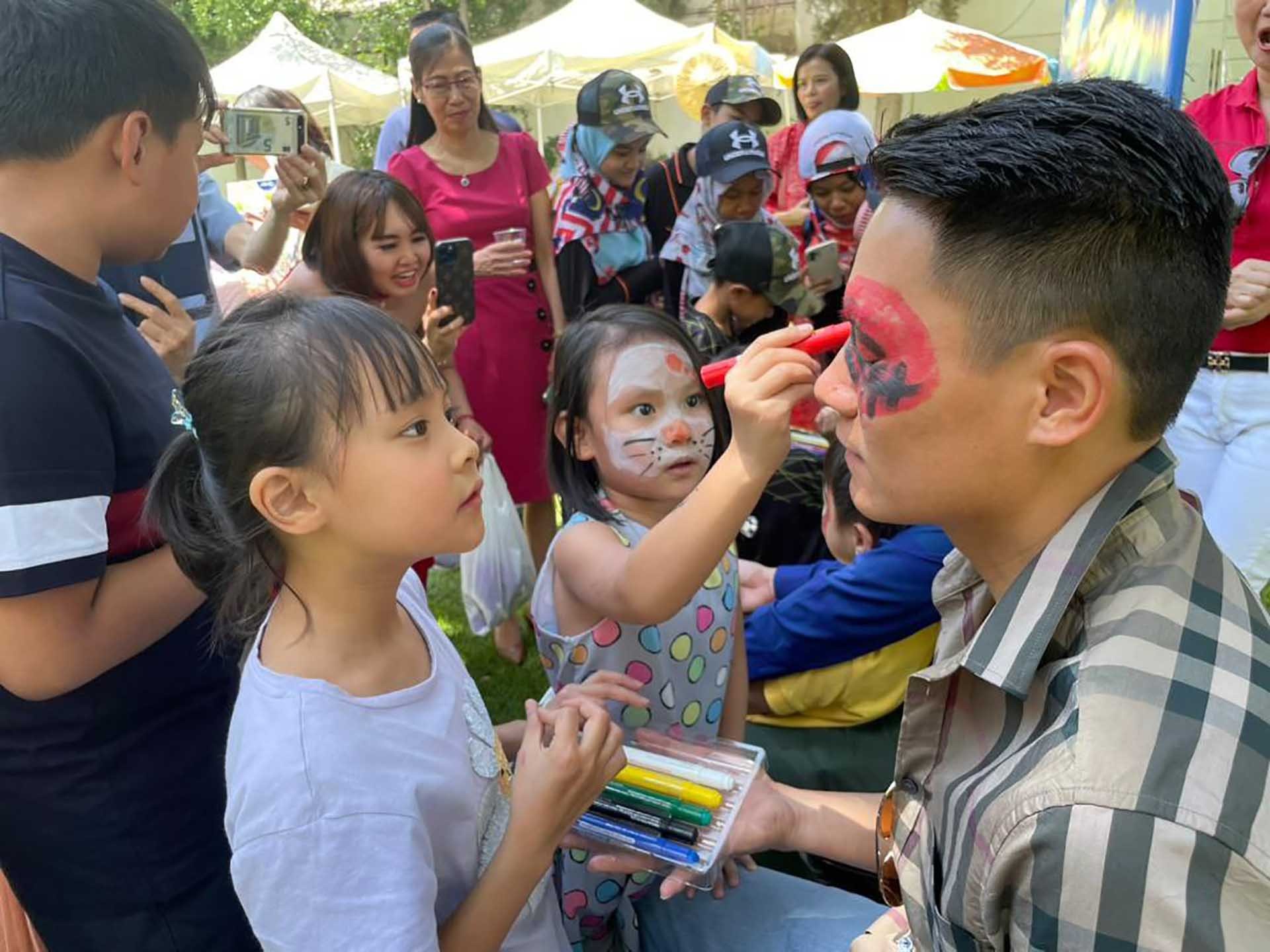 Đại sứ quán Việt Nam tại Iran tham dự ngày Gia đình ASEAN Đại sứ quán Việt Nam tại Iran tham dự Ngày Gia đình ASEAN