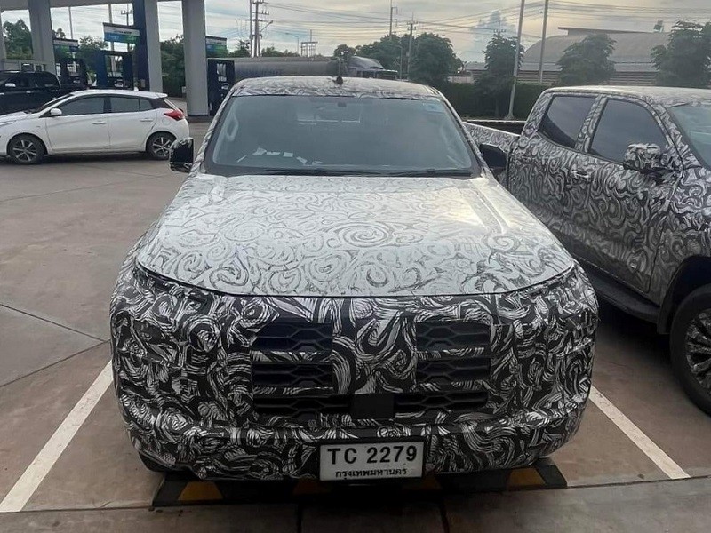 Mitsubishi Triton thế hệ mới.