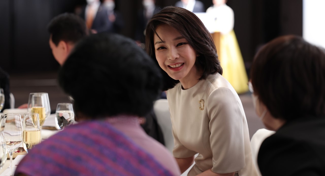 Nhan sắc vợ Tổng thống Hàn Nhan sắc vợ Tổng thống Hàn