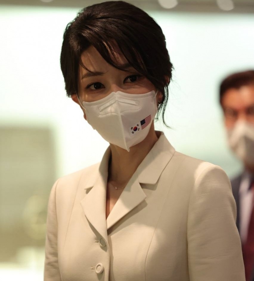 Nhan sắc vợ Tổng thống Hàn Nhan sắc vợ Tổng thống Hàn