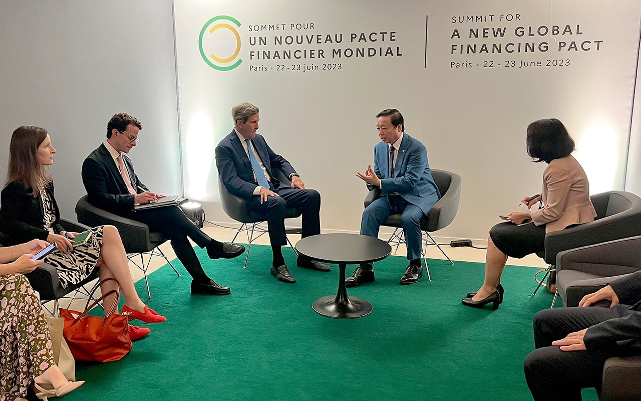 Phó Thủ tướng Trần Hồng Hà dự phiên bế mạc Hội nghị thượng đỉnh về Hiệp ước tài chính toàn cầu mới Phó Thủ tướng Trần Hồng Hà dự phiên bế mạc Hội nghị thượng đỉnh về Hiệp ước tài chính toàn cầu mới