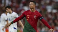 Những cầu thủ vĩ đại từng khoác chiếc áo số 7 huyền thoại của MU, Ronaldo xuất sắc nhất?
