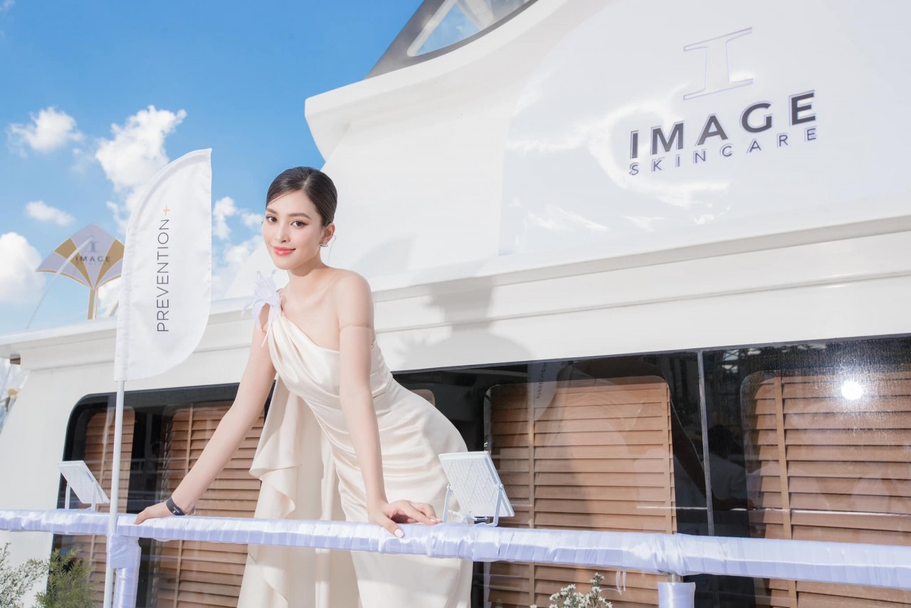 Hoa hậu Trần Tiểu Vy Hoa hậu Trần Tiểu Vy