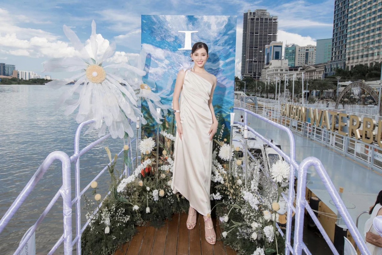 Hoa hậu Trần Tiểu Vy Hoa hậu Trần Tiểu Vy