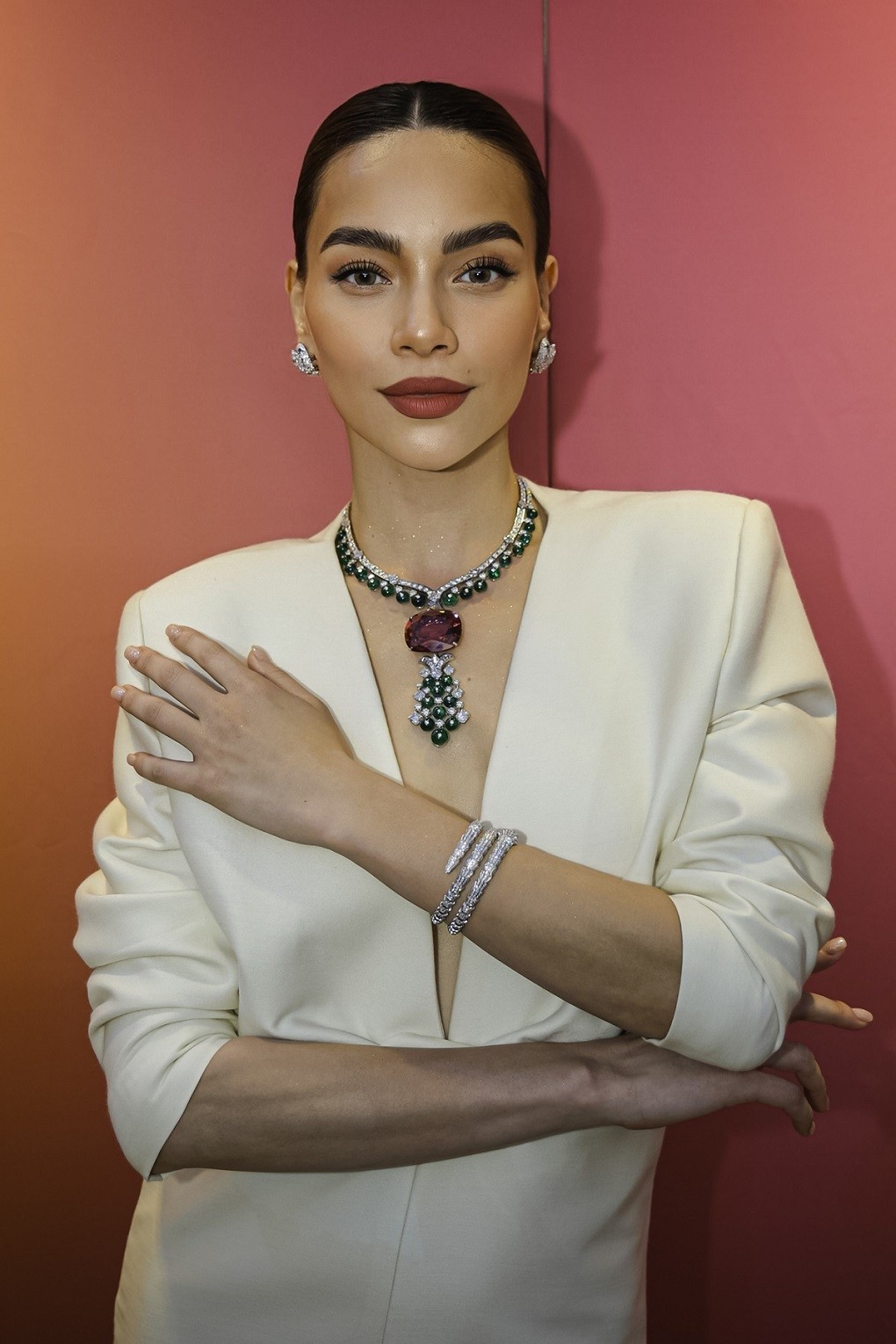 Indonesia: Hồ Ngọc Hà