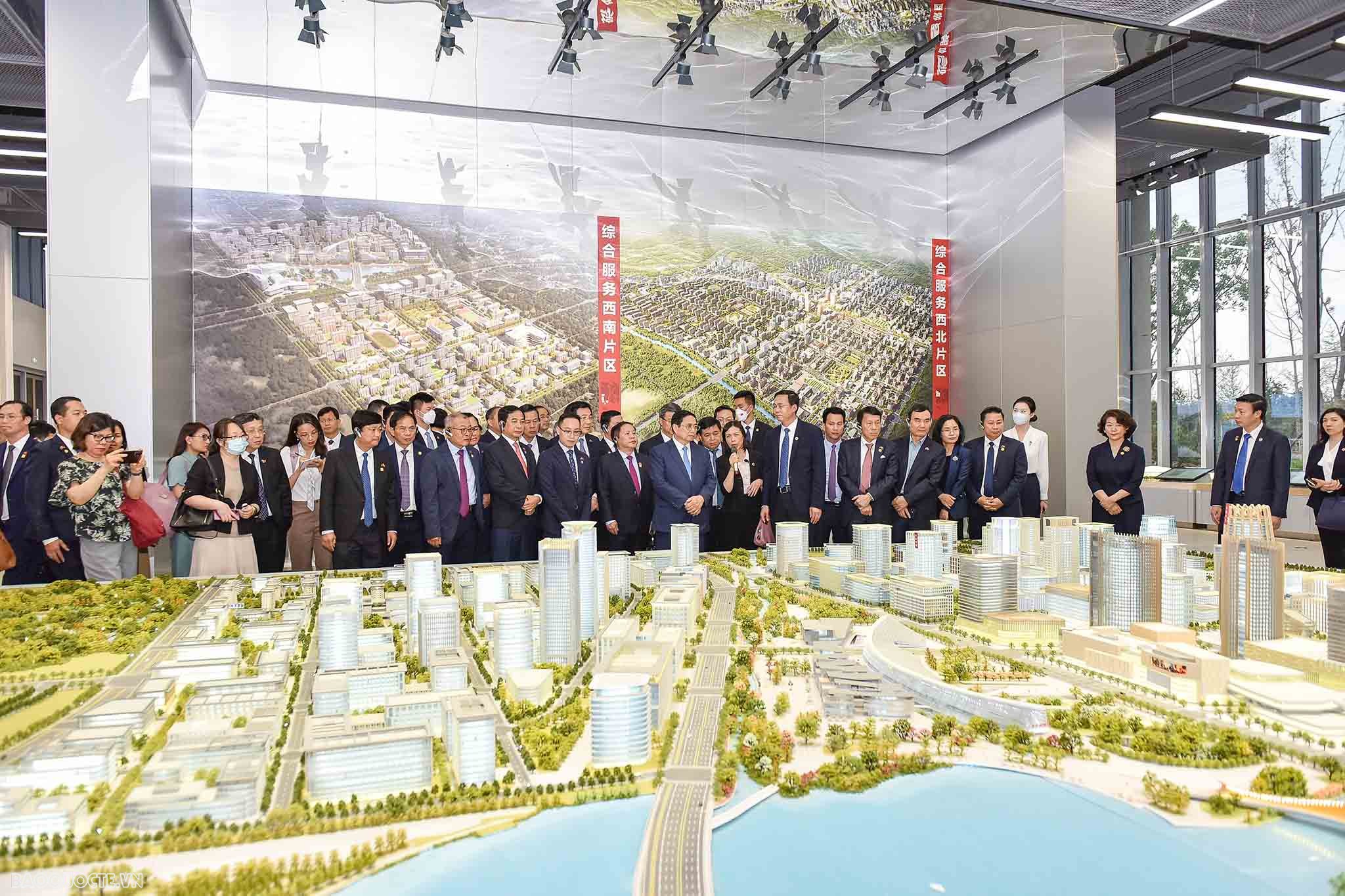 Đến tin thăm tân khu Hùng An rồiiiiiiiiii Đến tin thăm tân khu Hùng An rồiiiiiiiiii