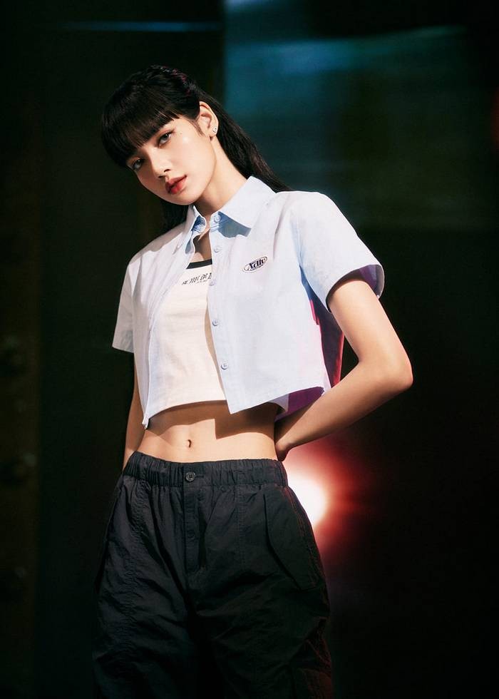 Lisa (BlackPink) đẹp thế nào?