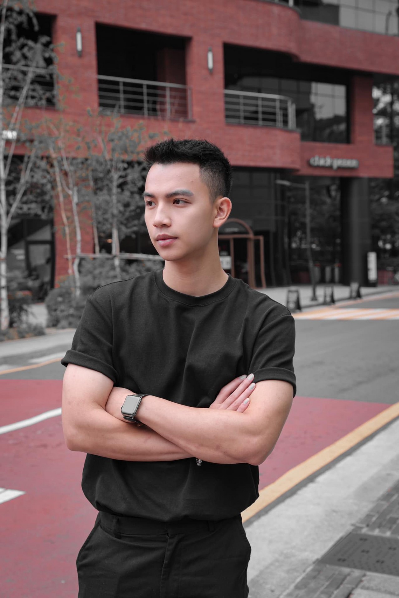 Sao Việt: Hoa hậu Kỳ Duyên đẹp kiêu sa, Việt Hoàng phim Cuộc đời vẫn đẹp sao đăng ảnh điển trai