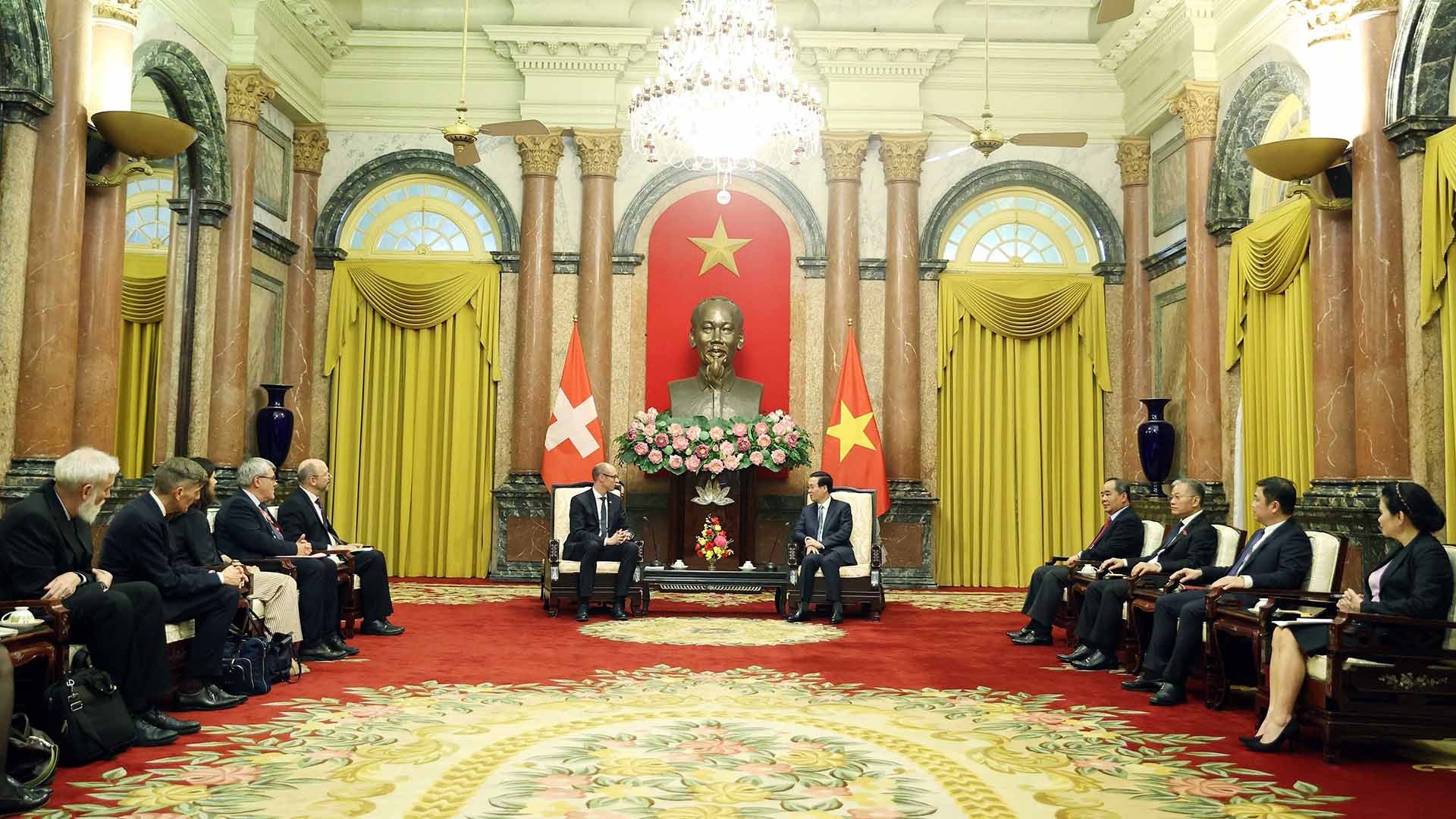 Chủ tịch nước Võ Văn Thưởng tiếp Chủ tịch Hạ viện Thụy Sỹ Martin Candinas Chủ tịch nước Võ Văn Thưởng tiếp Chủ tịch Hạ viện Thụy Sỹ Martin Candinas