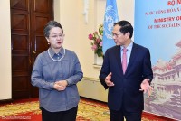 Bộ trưởng Ngoại giao Bùi Thanh Sơn đón, hội đàm với Phó Tổng thư ký Liên hợp quốc Armida Salsiah Alisjahbana