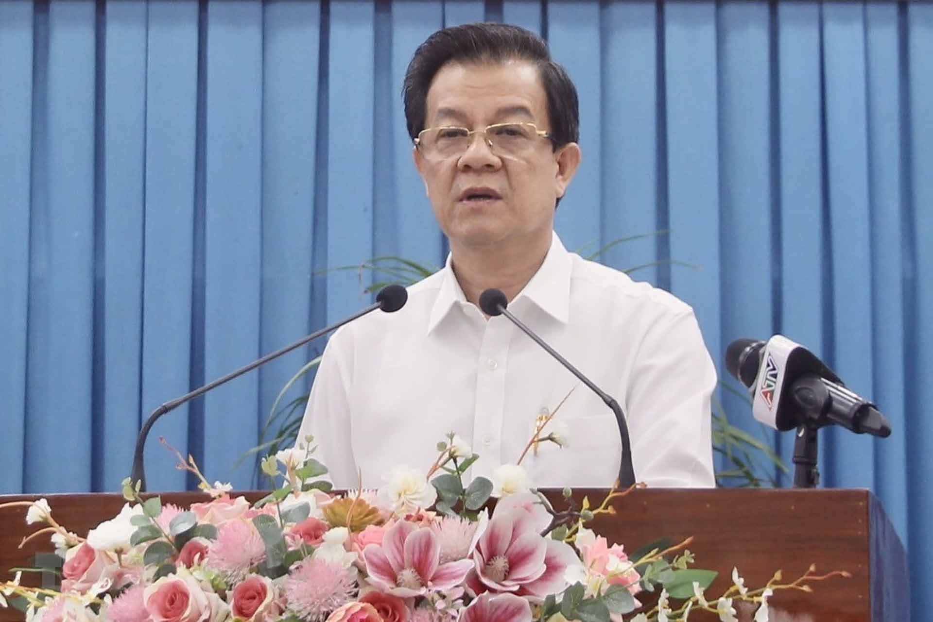 Đồng chí Lê Hồng Quang, Ủy viên Ban Chấp hành Trung ương Đảng, Bí thư Tỉnh ủy An Giang. (Nguồn: TTXVN) Đồng chí Lê Hồng Quang, Ủy viên Ban Chấp hành Trung ương Đảng, Bí thư Tỉnh ủy An Giang. (Nguồn: TTXVN)