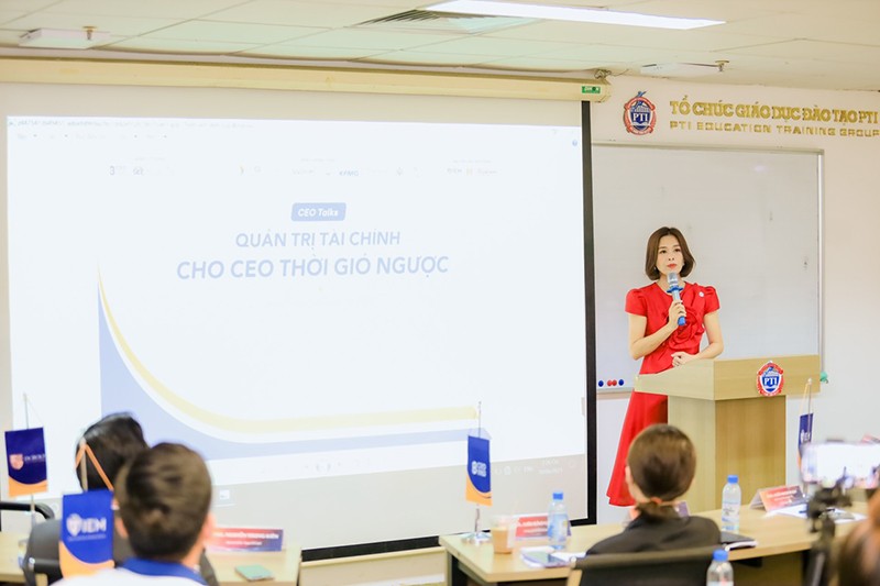 Hội thảo chia sẻ kinh nghiệm quản trị tài chính trong thời kỳ 'gió ngược'