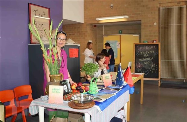 Tết mùa Hè ý nghĩa của những người bạn vì trẻ em Việt Nam 'Tết mùa Hè' ý nghĩa của những người bạn vì trẻ em Việt Nam