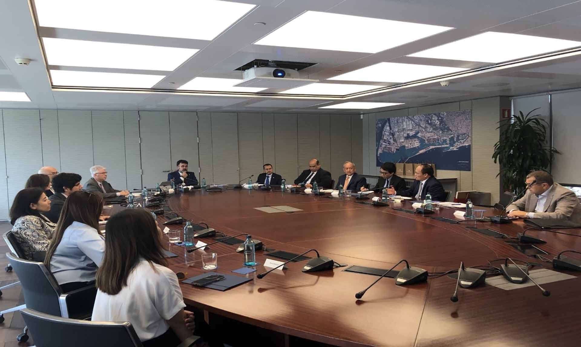 Toàn cảnh buổi làm việc. Toàn cảnh buổi làm việc.