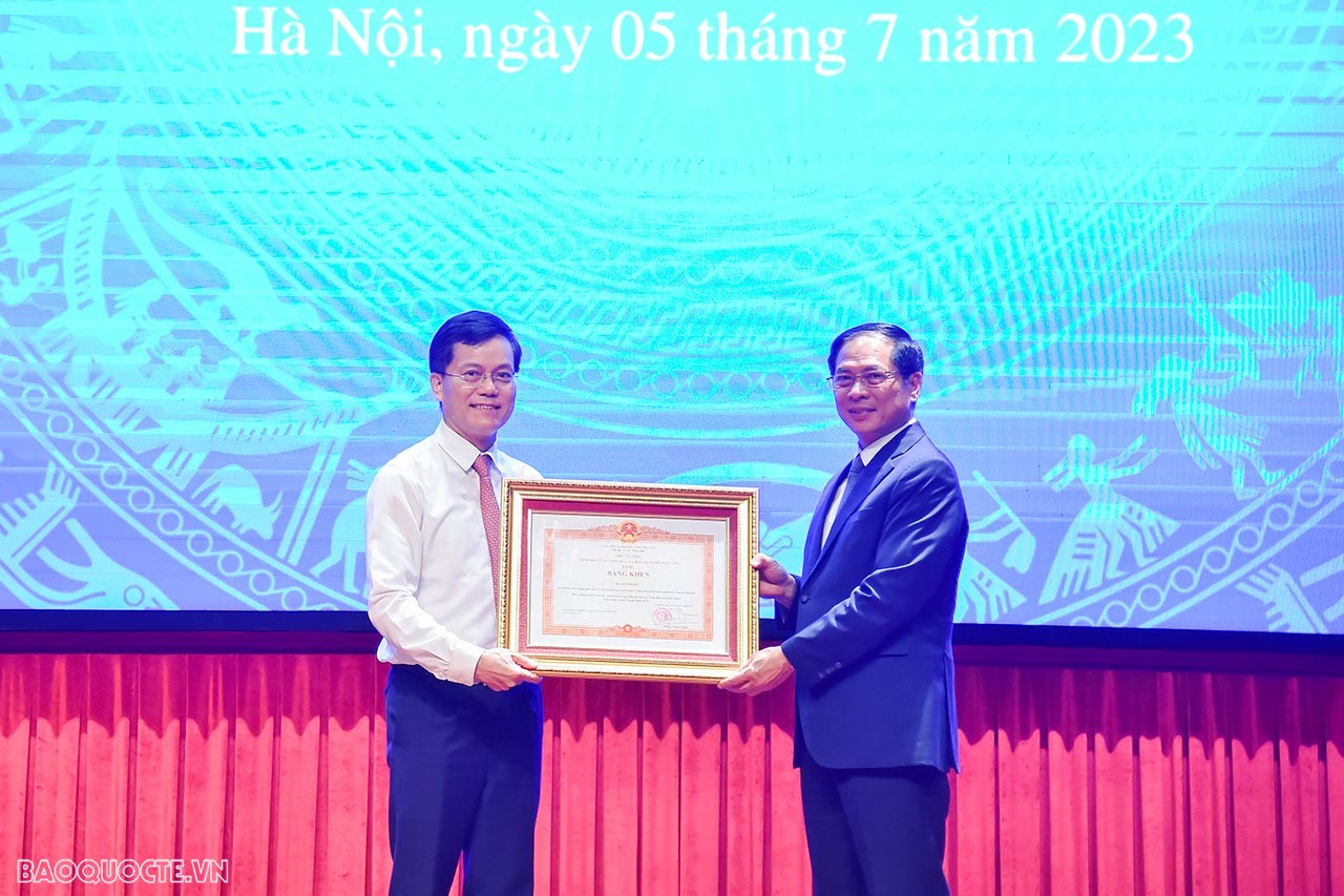 Bộ Ngoại giao tổ chức Hội nghị sơ kết công tác 6 tháng đầu năm 2023 Bộ Ngoại giao tổ chức Hội nghị sơ kết công tác 6 tháng đầu năm 2023