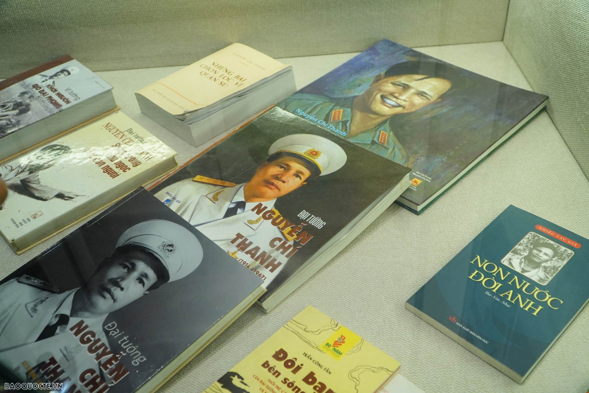 Những cuốn sách, tư liệu về Đại tướng Nguyễn Chí Thanh Những cuốn sách, tư liệu về Đại tướng Nguyễn Chí Thanh