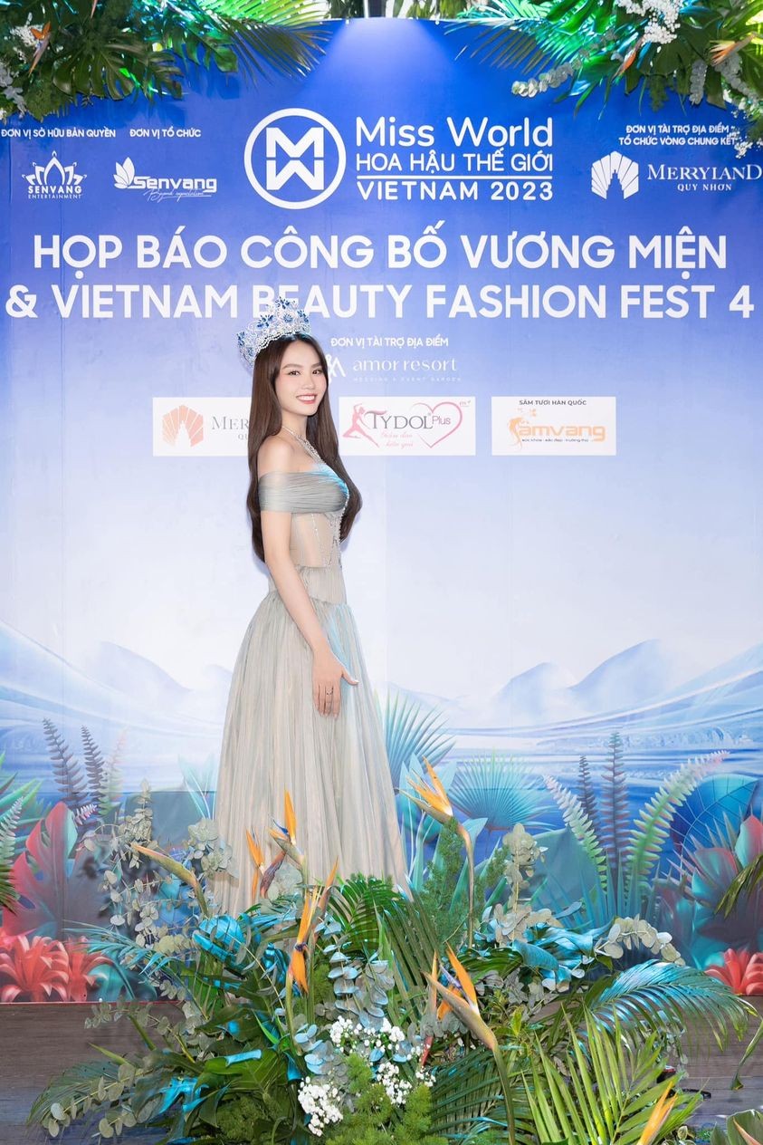 Hoa hậu Mai Phương