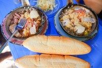 Khám phá quán bánh mì chảo Liên Xô thời bao cấp 40 năm tuổi