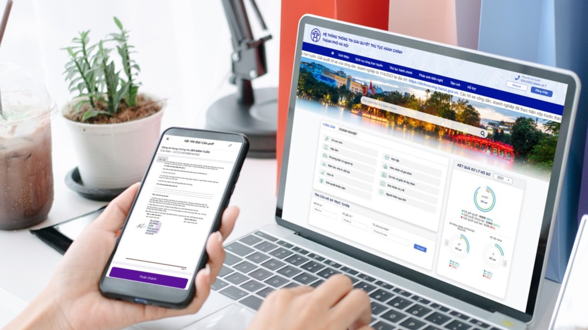 chuyen doi so toan dien sau sap xep bo may tinh than hanh dong khan truong va quyet liet