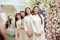 Dàn mỹ nhân xinh đẹp, rạng rỡ tại lễ ăn hỏi của Á hậu Phương Anh