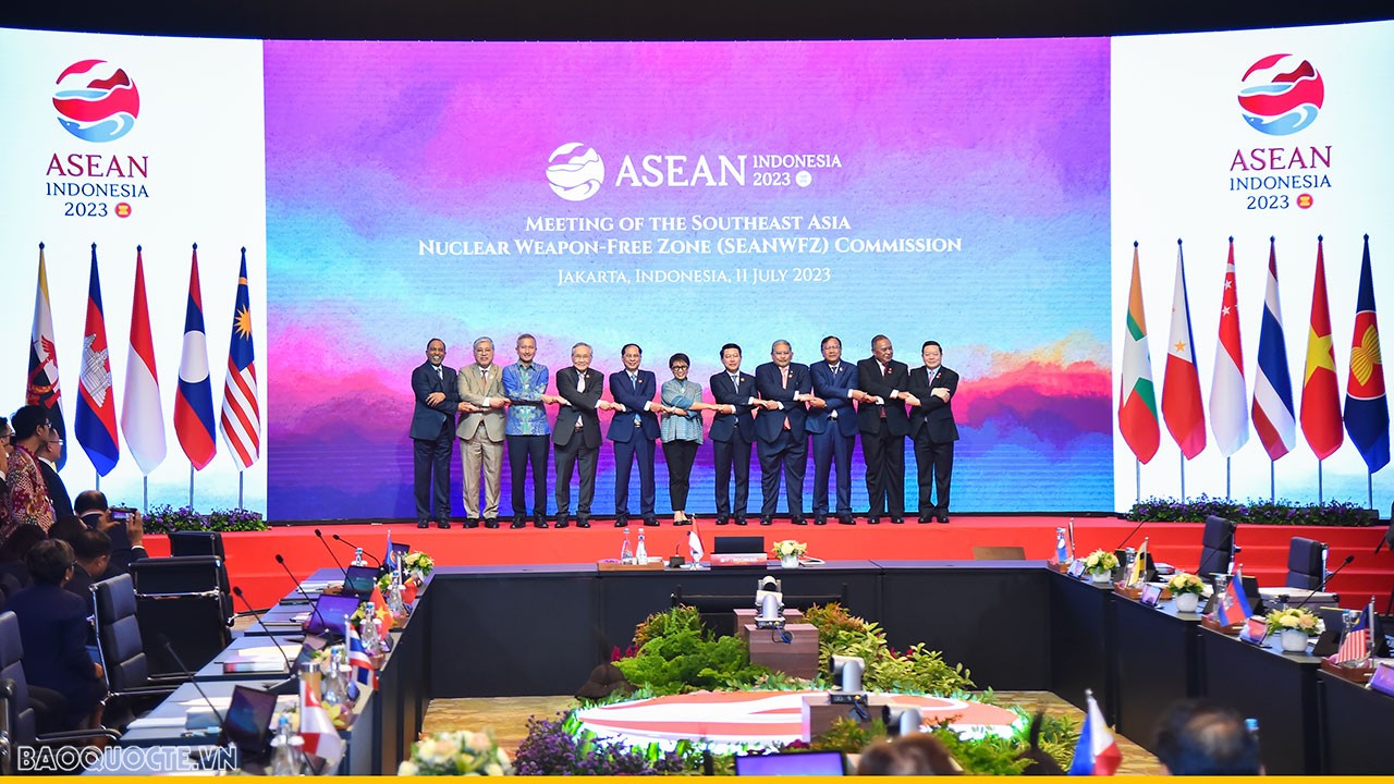 Hoạt động của Bộ trưởng Ngoại giao Bùi Thanh Sơn trong ngày đầu tiên dự AMM-56