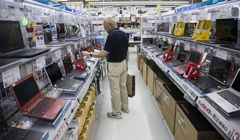 Doanh số máy tính tiếp tục ghi nhận mức giảm liên tiếp trong 6 quý. Doanh số máy tính tiếp tục ghi nhận mức giảm liên tiếp trong 6 quý.