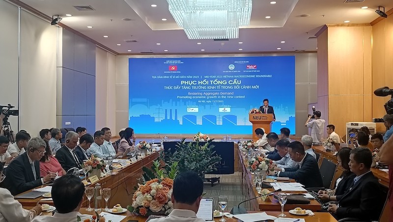 Phục hồi tổng cầu, thúc đẩy tăng trưởng kinh tế trong bối cảnh mới