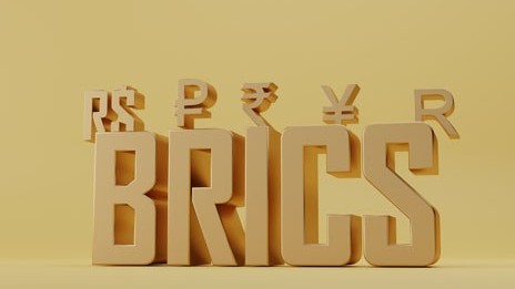 gia vang hom nay 1472023 gia vang giu o muc cao xuat hien quyet dinh chot loi nga xac nhan ve mot loai ban vi vang moi