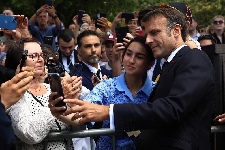 Paris tổ chức duyệt binh hoành tráng kỷ niệm Ngày Bastille trên đại lộ Champs Elysees