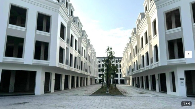 Bất động sản mới nhất: Nhà liền kề Tây Hà Nội cắt lỗ ồ ạt, mời thầu dự án gần 3.000 tỷ đồng, quy định thế chấp chung cư chưa sổ hồng