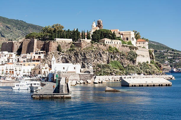 Đi đâu để tránh những điểm nóng du lịch mùa Hè ở châu Âu? Đi đâu để tránh những điểm nóng du lịch mùa Hè ở châu Âu?