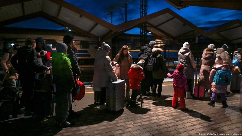 Lao động di cư ở Đông Âu và câu chuyện ai cần ai hơn Lao động nhập cư ở Đông Âu và câu chuyện ai cần ai hơn