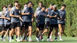 Inter Miami: Messi tập buổi đầu tiên, David Beckham chưa chắc Leo ra sân đấu giao hữu Cruz Azul