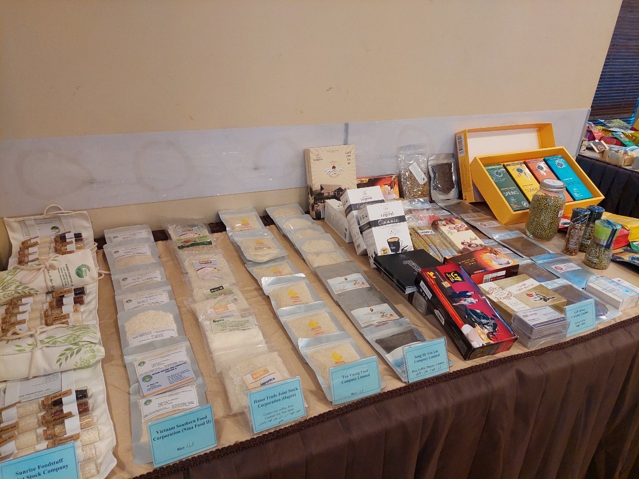 Đại sứ Việt Nam tại Saudi Arabia Đặng Xuân Dũng công tác tại Jordan