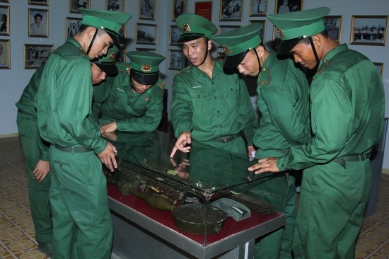 Hồi ức về một thời hoa lửa Hồi ức về một thời hoa lửa