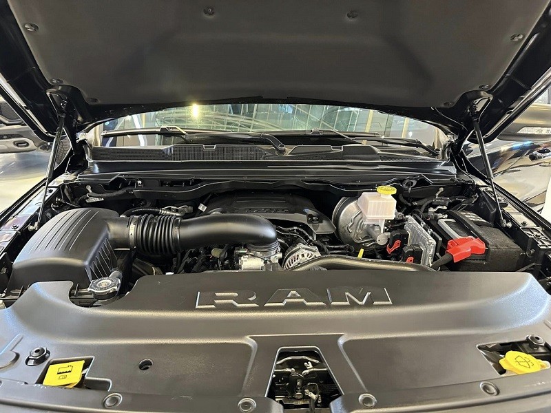 Cận cảnh Ram 1500 Rebel vừa ra mắt tại Việt Nam, giá 5,168 tỷ đồng