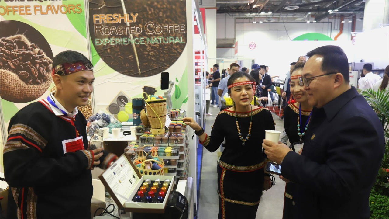 tim kiem co hoi khai pha tiem nang hop tac ve nong san giua viet namsingapore