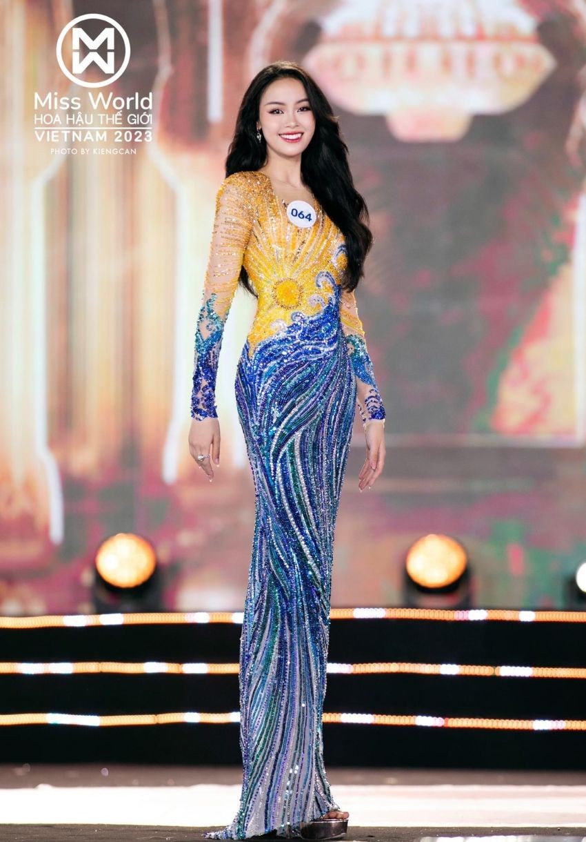 Á hậu 1 Đào Thị Hiền