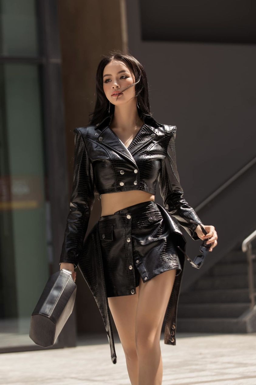 Á hậu 1 Đào Thị Hiền