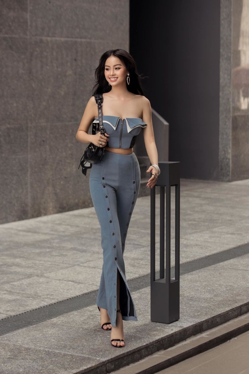 Á hậu 1 Đào Thị Hiền