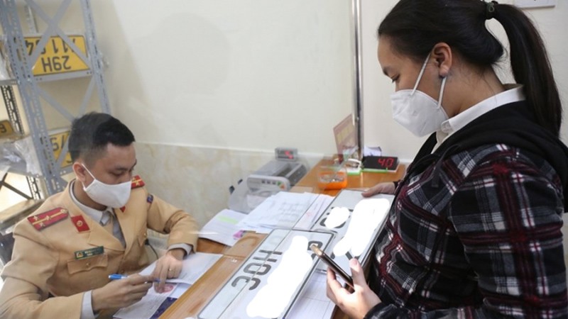 Trách nhiệm của chủ xe khi chuyển quyền sở hữu xe từ ngày 15/8 Trách nhiệm của chủ xe khi chuyển quyền sở hữu xe từ ngày 15/8