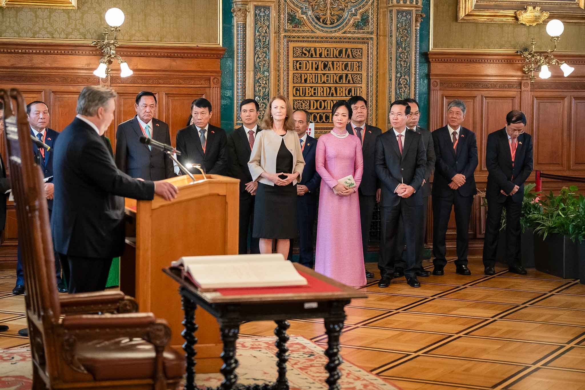 Chủ tịch nước và Phu nhân Gặp Thị trưởng Viên Michael Ludwig và Phu nhân