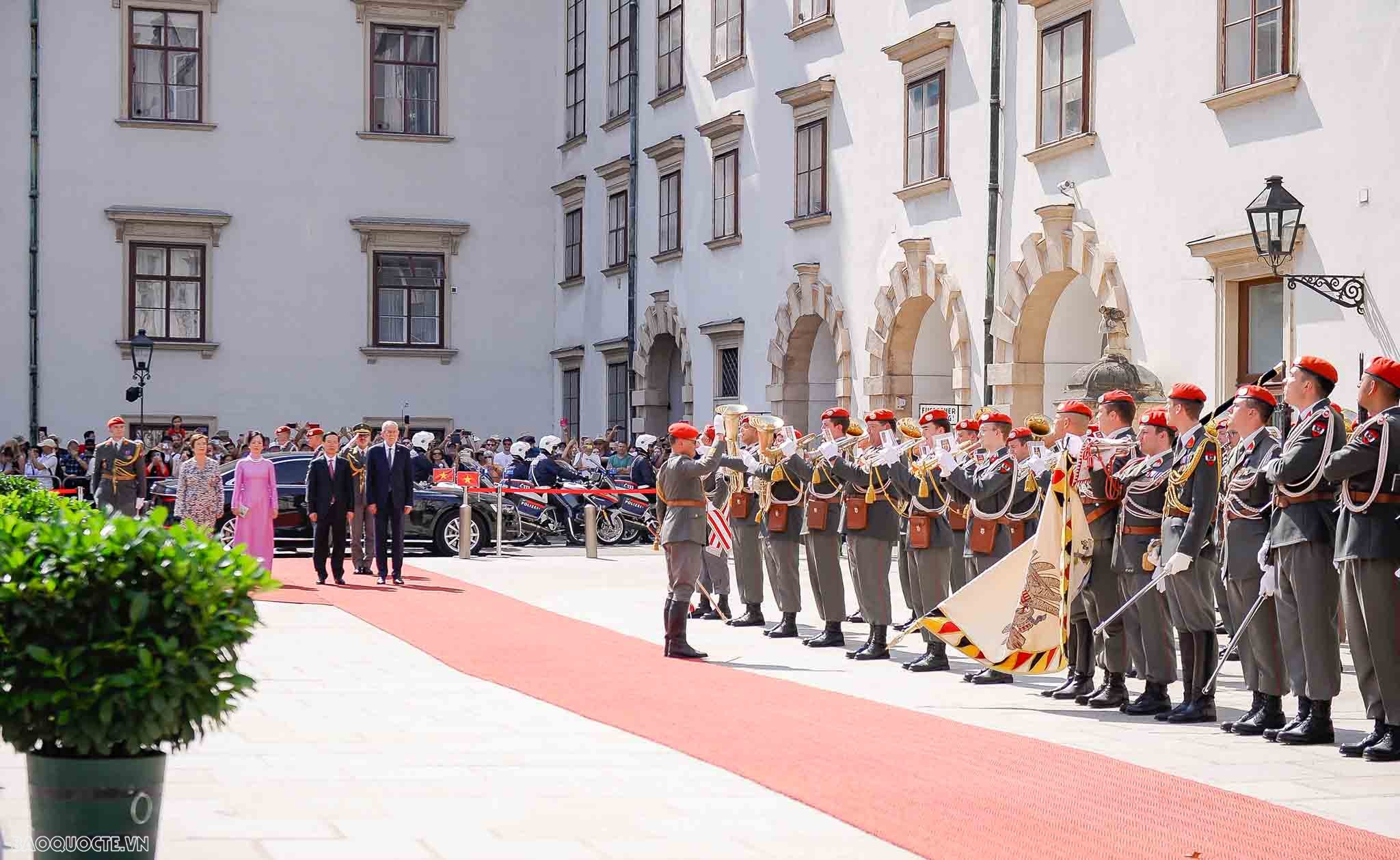 Những hình ảnh ấn tượng của Chủ tịch nước Võ Văn Thưởng trong chuyến thăm chính thức Áo