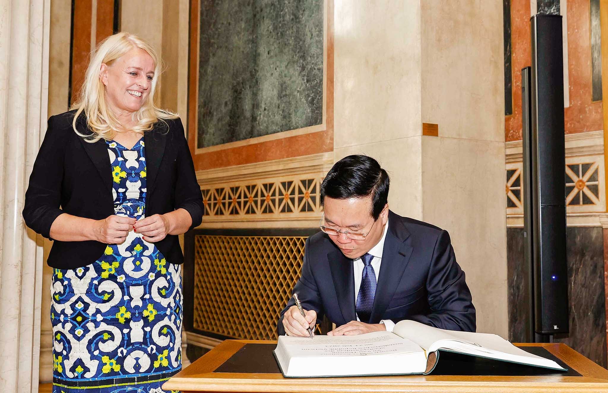 Những hình ảnh ấn tượng của Chủ tịch nước Võ Văn Thưởng trong chuyến thăm chính thức Áo