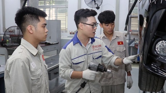 nan giai chuyen tang luong toi thieu vung 2024