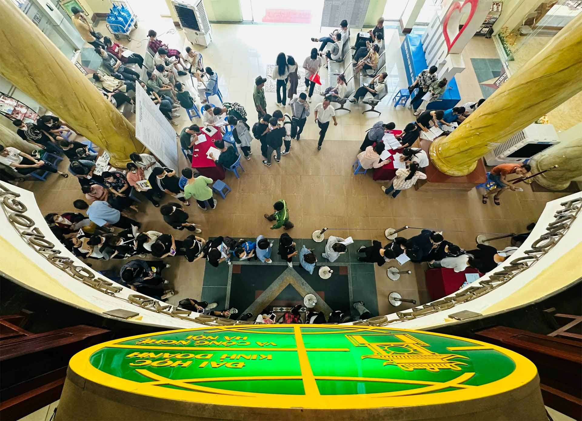 Trường Đại học Kinh doanh và Công nghệ Hà Nội thông báo xét tuyển đại học chính quy Khoá 28 năm 2023 Trường Đại học Kinh doanh và Công nghệ Hà Nội thông báo xét tuyển đại học chính quy Khóa 28 năm 2023